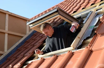 Pose de fenêtres de toit Velux à Spoy